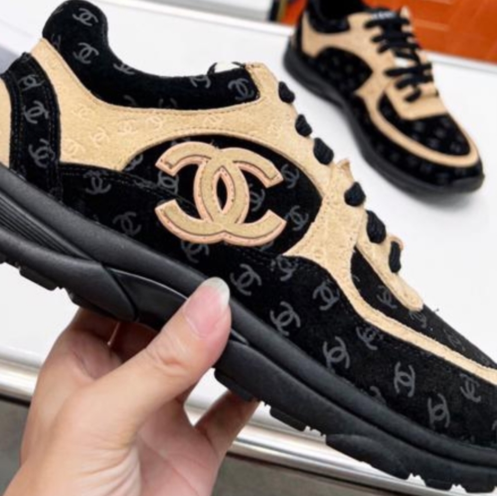 COPY - Sneackers  CC. Not authentic designer   38 7 US available. Msg me